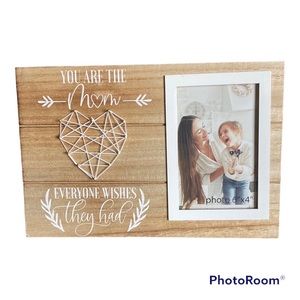 HENDSON HANDMADE STRING ART PICTURE FRAME FOR MOM NEW IN BOX